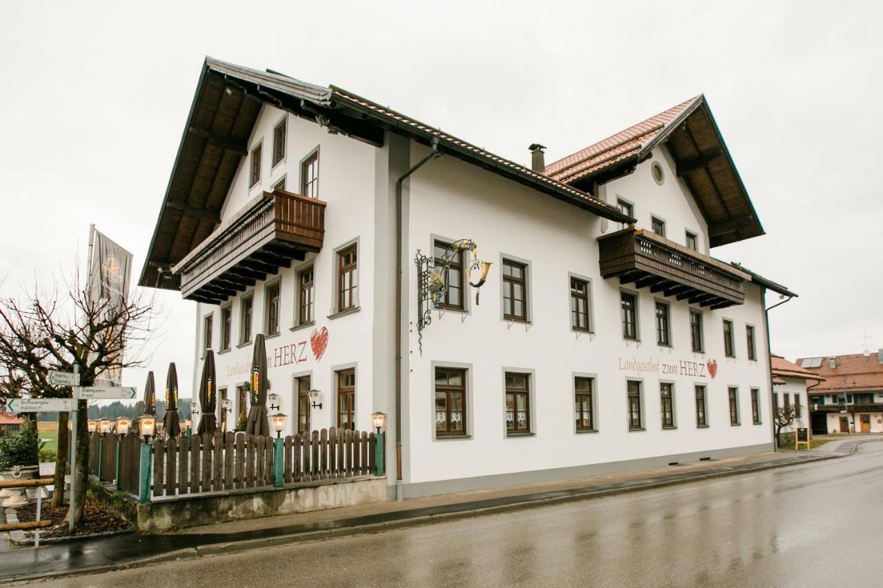 Landgasthof Zum Herz Trauchgau Exterior photo